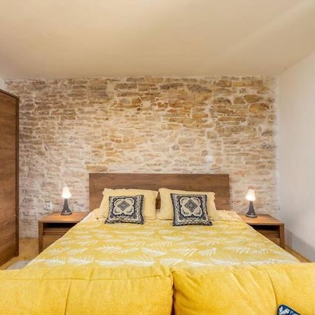 Casa Di Pietra Matelici Villa Divšići Exterior foto