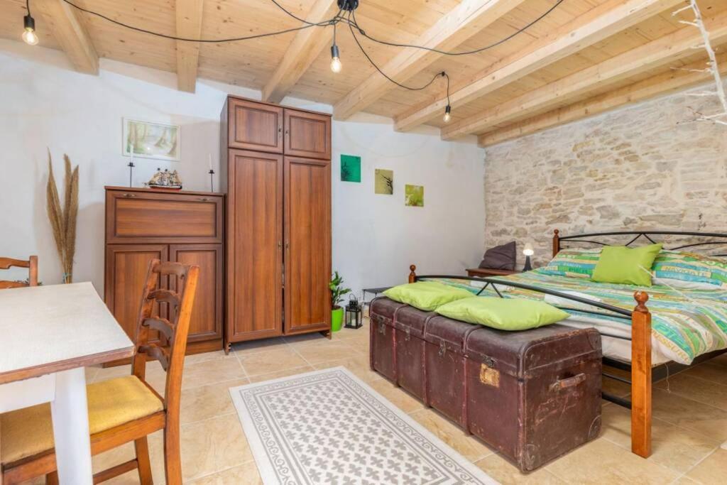 Casa Di Pietra Matelici Villa Divšići Exterior foto