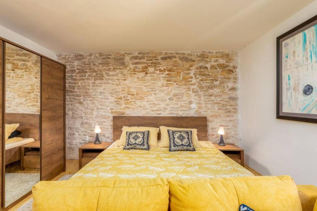 Casa Di Pietra Matelici Villa Divšići Exterior foto