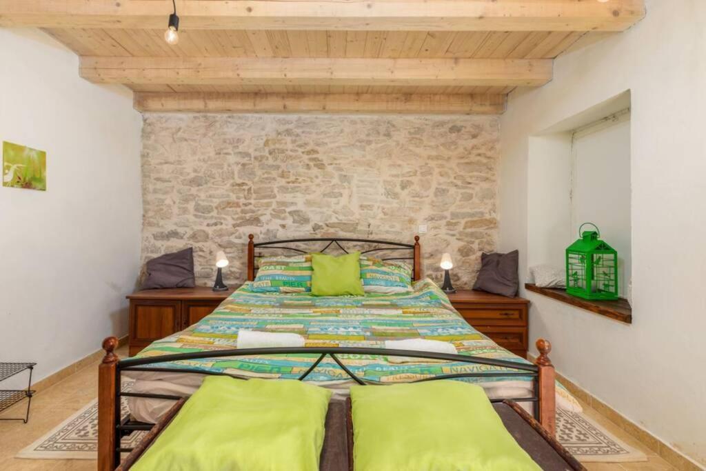 Casa Di Pietra Matelici Villa Divšići Exterior foto